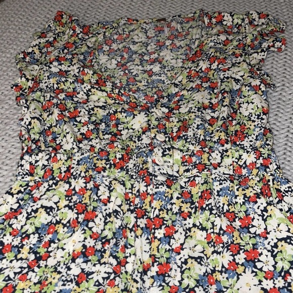 free people // ruffle your feathers floral jumpsuit - Picture 5 of 9